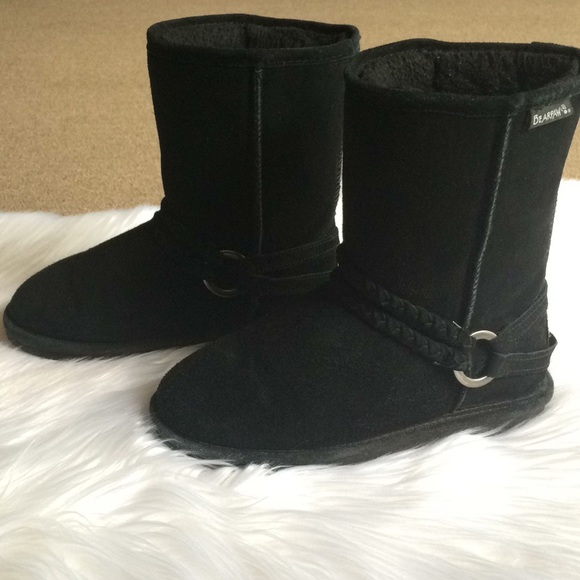 bearpaw boots with braid